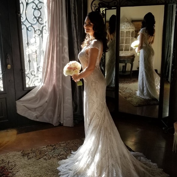 Meet your Posher, Sarah - Picture 5 of 6